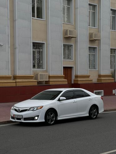 ка маз: Toyota Camry: 2014 г., 2.5 л, Автомат, Бензин, Седан