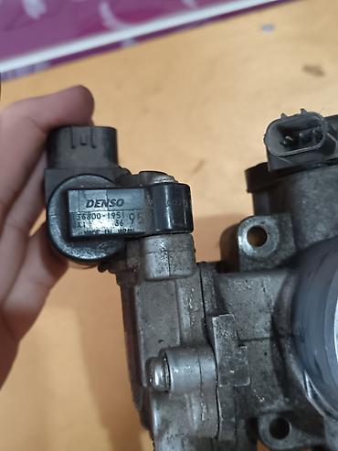 Дроссельные заслонки: Дроссельная заслонка Subaru 2000 г., Б/у, Оригинал, Япония — 12