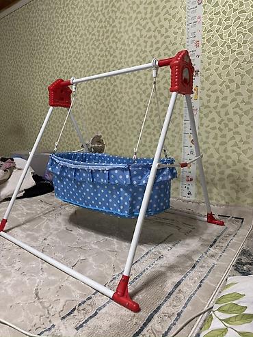 белый офисный стол: Детская подвесная люлька-качеля на напольной стойке. - Конструкция — 2
