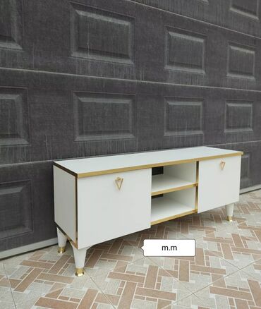 TV altlığı: Yeni, Düz TV altlığı, Polkalı, Laminat, Azərbaycan — 7