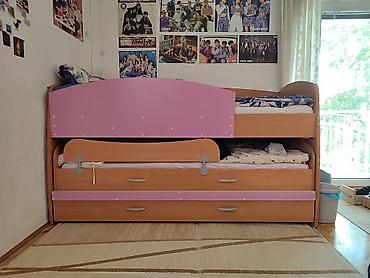 kombatica jakna: Gornji ležaj je namenjen standardnoj dimenziji dušeka (90x200 cm) — 2