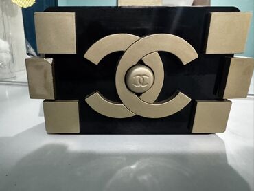 Клатчи: Элегантная сумочка-клатч Chanel железная,эксклюзивная в черном цвете с