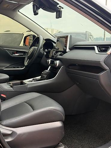 Toyota: Toyota RAV4: 2019 г., Гибрид, Кроссовер — 19
