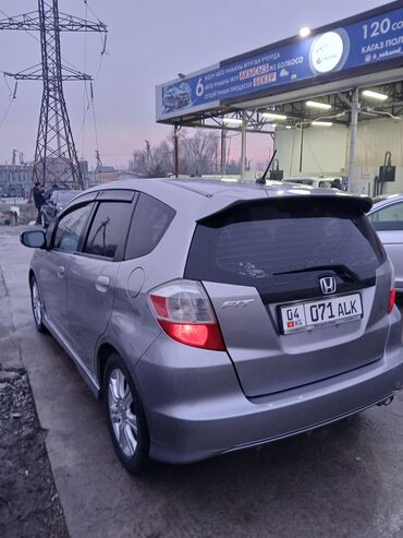 Honda: Honda Fit: 2009 г., 1.5 л, Автомат, Бензин, Хэтчбэк — 3