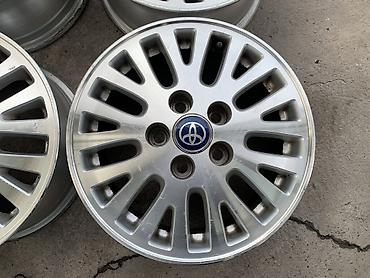 купить диски на тойоту: Литые Диски R 15 Toyota, Комплект, отверстий - 5, Б/у — 4