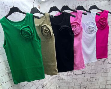 Majice na bretele: 1600 kom ili dve za 2300 — 1