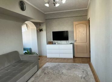продоется 2 комнатная квартира: 2 комнаты, 52 м², Индивидуалка, 9 этаж, Евроремонт