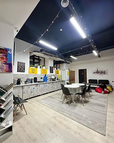 Продажа отелей и хостелов: Продаётся помещение 160 кв.м в 5 микрорайоне (под хостел) 🔹 Площадь — 7