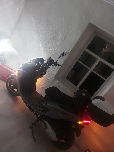 Скутеры: Макси-скутер 180 куб. см, Бензин, Б/у — 16