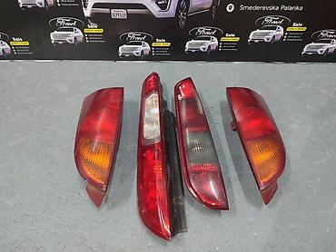 Glave motora: NOSAC SIJALICA U STOP LAMPI ZA FORD FIESTA, FOCUS, FUSION OD 2002. DO — 3
