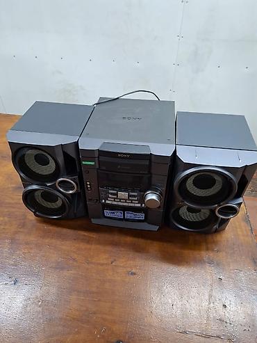 denon d7: Музыкальный центр Sony (мини-система) с раздельными акустическими — 2