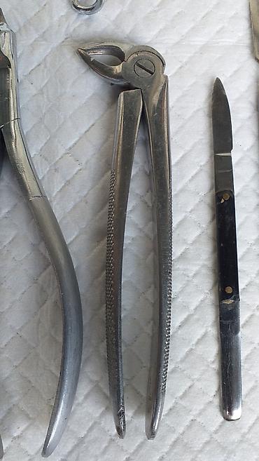 Ostali medicinski proizvodi: Starinski stomatološki instrumenti ima i gomila novih Najbolje lično — 3