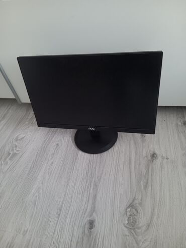 Monitori: Monitori ispravni cene vidi u prezadjoj slici na zadnjoj slici su moje — 12