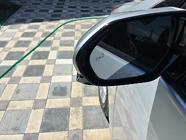 Транспорт: Toyota Prius: 2020 г., 1.8 л, Вариатор, Гибрид, Хэтчбэк — 5