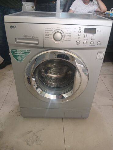 TV və video: Paltaryuyan maşın LG, 6 kq, İşlənmiş, Avtomat, Qurutma var, Kredit yoxdur, Ünvandan götürmə, Pulsuz çatdırılma, Ödənişli çatdırılma