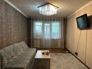 аренда набор: 3 бөлмө, Кыймылсыз мүлк агенттиги, Чогуу жашоосу жок, Толугу менен эмереги бар