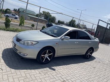 купить мотоблок мтз бу в москве: Toyota Camry: 2001 г., 2.4 л, Автомат, Газ, Седан