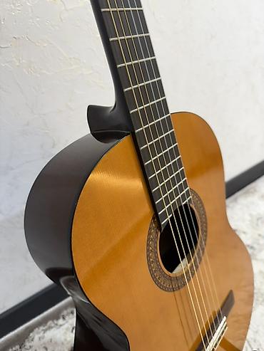 Гитары: YAMAHA C45в идеальном состоянии,звучание отличное,царапин вообще — 4