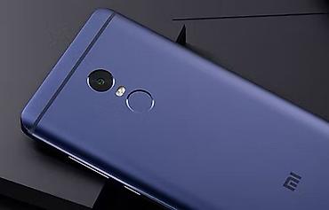 Смартфон Xiaomi (серия Redmi) в синем цвете. Основные характеристики