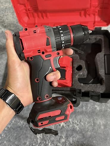 bruder ruma: Akumulatorska bušilica/odvijač Milwaukee M18 – set - Platforma — 2