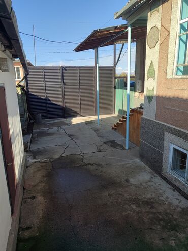 Продажа домов: Дом, 100 м², 4 комнаты, Собственник, Старый ремонт — 4