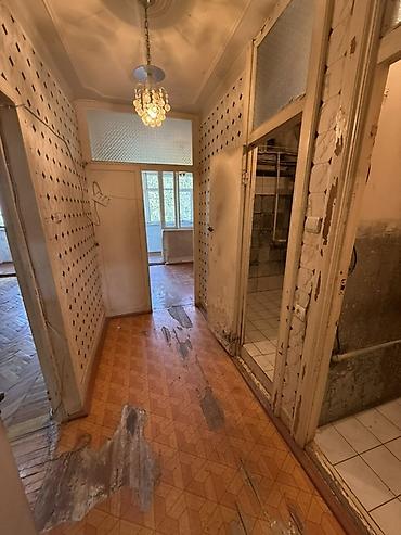 sekis sati: Gəncə, 2 otaqlı, Köhnə tikili, 55 kv. m — 1
