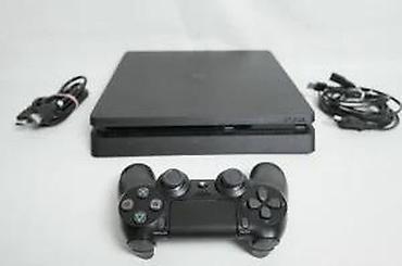 PS4 (Sony Playstation 4): U ponudi Sony Playstation 4. Konzola je SLIM model, odlično očuvana — 20