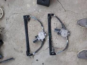 tabla u autu: ALFA 147 MOTOR PODIZACA SA SAJLOM | Vise komada na stanju. Cena po — 1
