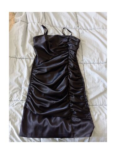kako oprati haljinu sa sljokicama: M (EU 38), color - Black, Cocktail, With the straps