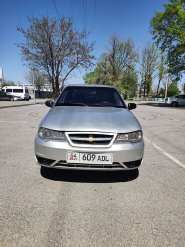 Daewoo Nexia: 2008 г., 1.5 л, Механика, Бензин, Седан