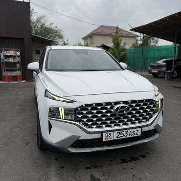 продаю hyundai santa fe: Белый кроссовер Hyundai Santa Fe. Этот автомобиль сочетает в себе
