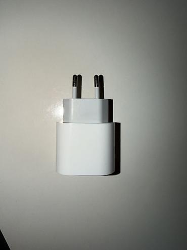 apple mackbook: Adapter Apple, 20 Vt, İşlənmiş — 3