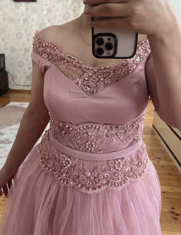 Ziyafət donları: 350 manata nişan üçün alınıb. 1 defe nişanda geyinilib — 5