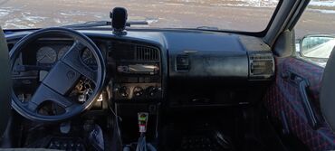 Volkswagen: Volkswagen Passat Variant: 1993 г., 1.8 л, Механика, Бензин, Универсал — 9