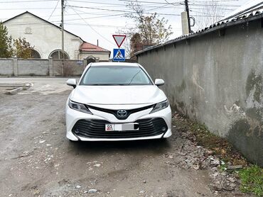 Toyota: Toyota Camry: 2018 г., 2.5 л, Автомат, Гибрид, Седан