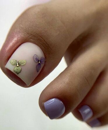 Маникюр, педикюр: Маникюр 800с педикюр 1200с наращивание 1400с маникюр без покрытия 400с — 6