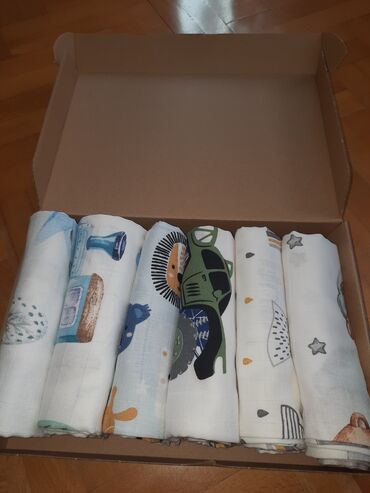 Ostale dečije stvari: Set pamučnih tetra/pelena i muslin tkanina sa raznim printovima za — 3