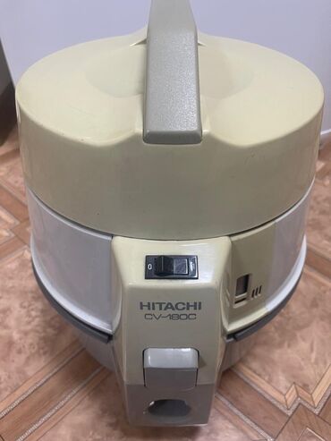 холодильники hitachi: Пылесос HITACHI CV-180C .Оригинал Япония .В отличном состоянии .В