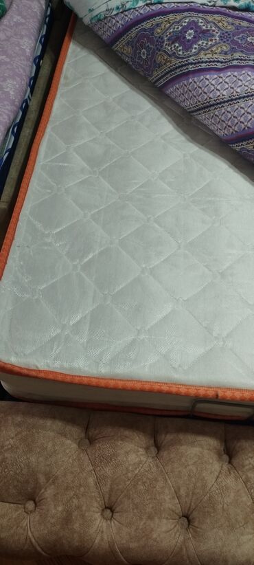 Digər mebel: İşlənmiş, Sadə matras, İki nəfərlik