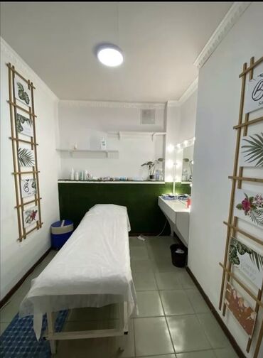 сдам в аренду парикмахерскую: Сдаю Кабинет в салоне, 10 м², Для бровиста, Для визажиста, Для лешмейкера