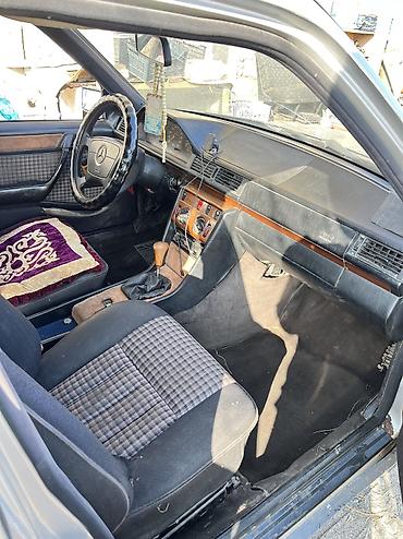 Mercedes-Benz: Mercedes-Benz E-Class: 1994 г., 2 л, Механика, Дизель, Седан — 4