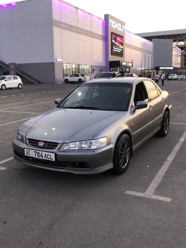 азамат авторынок: Honda Accord: 1999 г., 2 л, Автоматические, Бензин, Седан