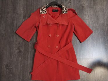 дождевик купить в баку: Plaş. 20 Azn Romantik mağazasından alınıb. 40 razmer. Yaxşı