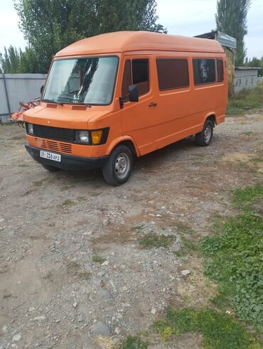 сапок груз: Автобус, Mercedes-Benz, 1992 г., 3 л