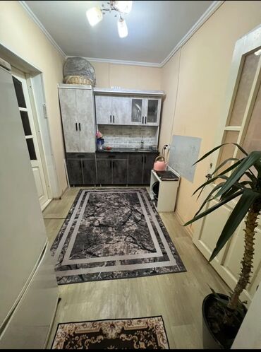 купить дом в константиновке недорого: Полдома, 70 м², 3 комнаты, Собственник, Евроремонт