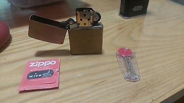 Upaljači i prateća oprema: Zippo upaljač model: ZIPPO 204B Classic BrushedBrass Upaljač. Kupljen — 6