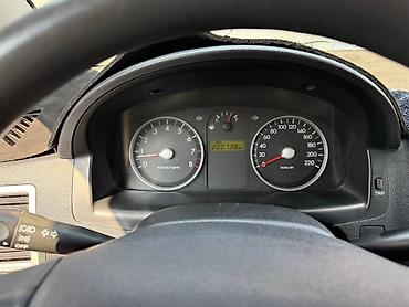 sprinter 4 4: Hyundai Getz: 2008 г., 1.4 л, Механика, Бензин, Хэтчбэк — 4
