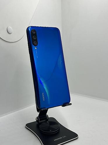 3000 сом телефон: Xiaomi, Mi A3, Б/у, 64 ГБ, цвет - Синий, 2 SIM — 1