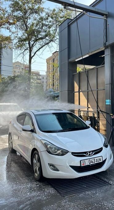 электронный машине: Hyundai Avante: 2013 г., 1.6 л, Бензин, Седан