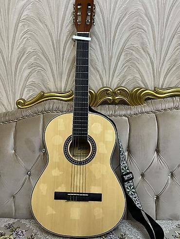 Gitaralar: TƏCİLİ SATILIR PULA EHTİYAC VAR🚨(endirimdə eliyərəm) Klassik akustik — 1